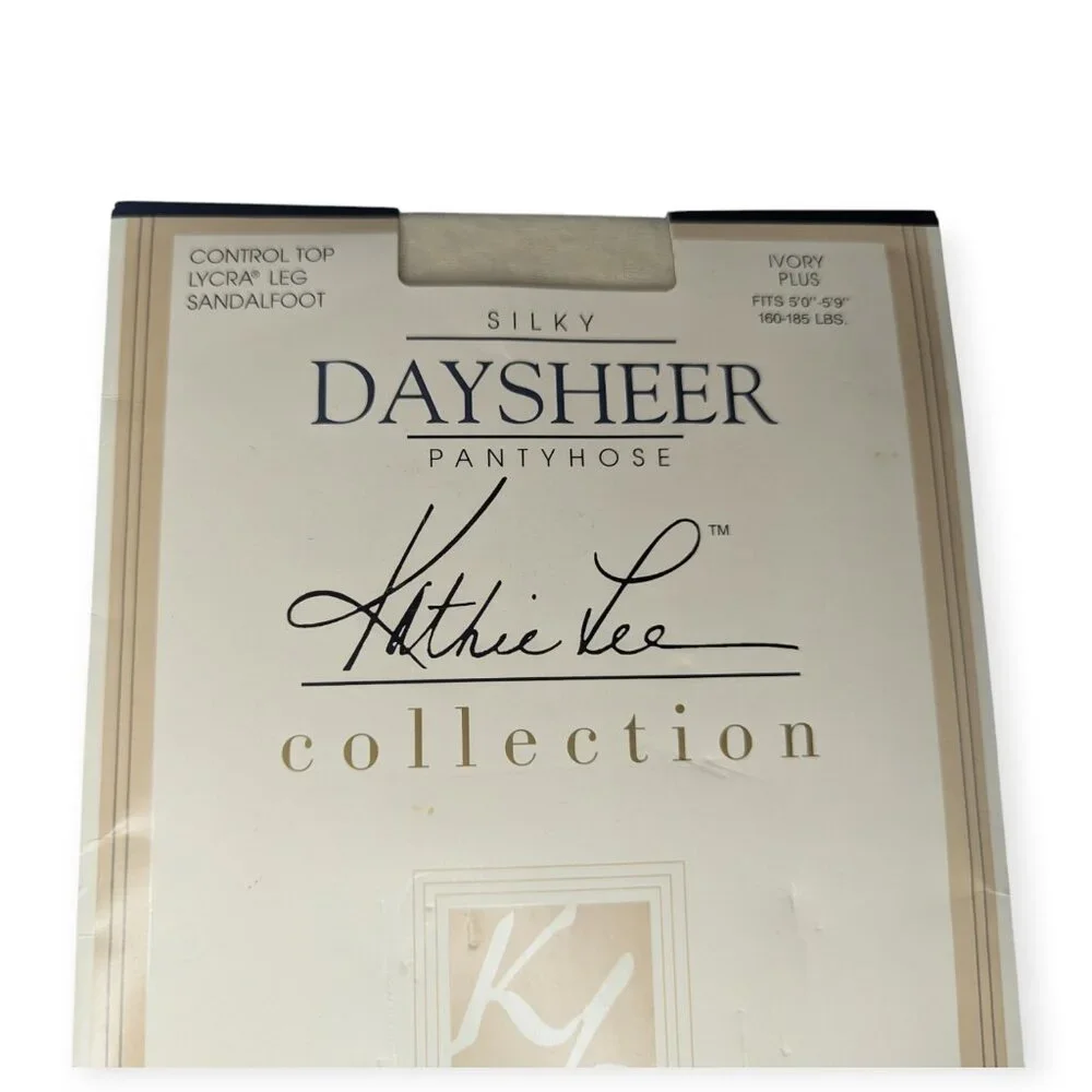 Kathie Lee Collection Ivory Plus Silky Daysheer Control Top Pantyhose Unused